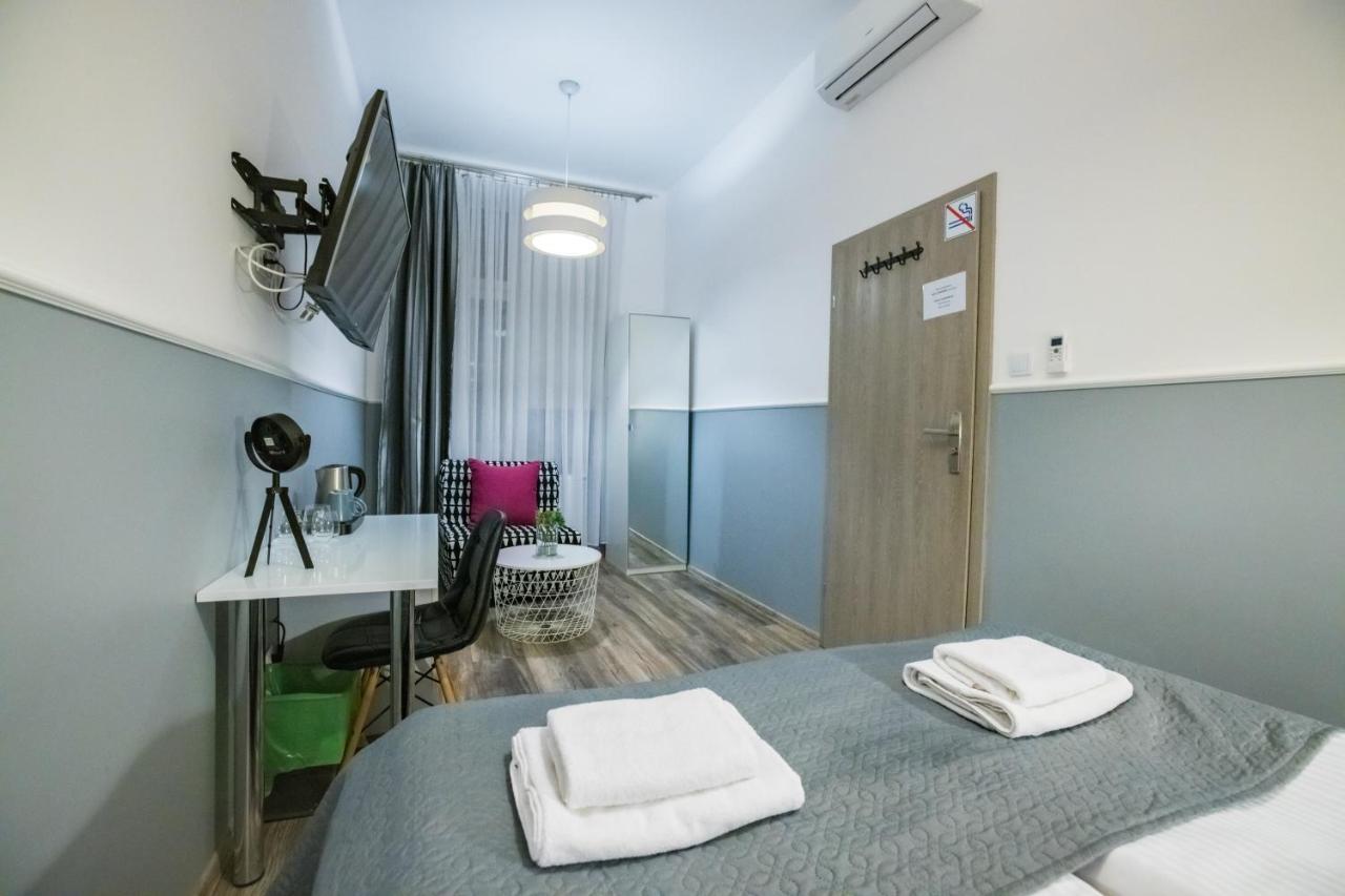 Leo Apartments Main Square كراكوفيا المظهر الخارجي الصورة